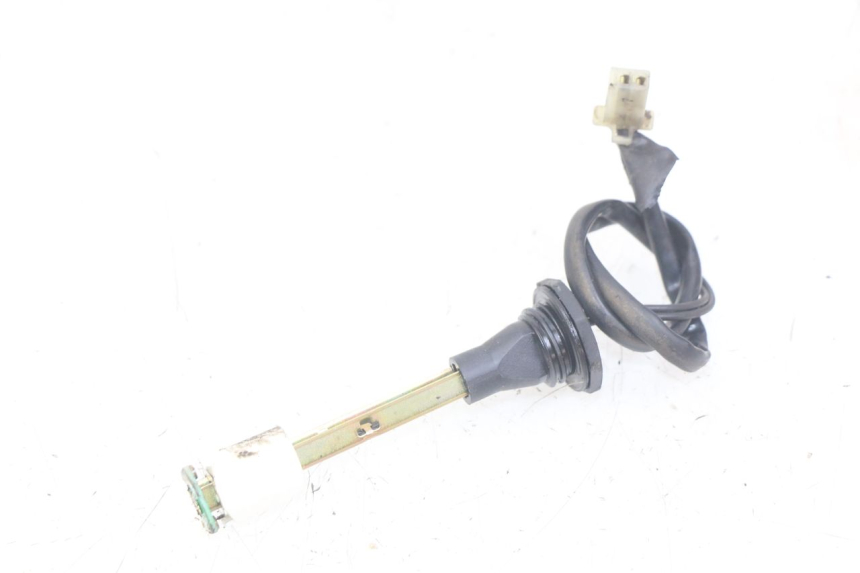 photo de INDICADOR DE NIVEL DE ACEITE SUZUKI SMX SUPERMOTARD 50 (1996 - 2001) - Vista principal