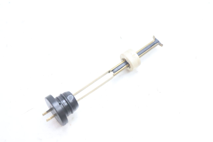 photo de INDICADOR DE NIVEL DE ACEITE PEUGEOT SPEEDFIGHT 2 AC 50 (2000 - 2009) - Vista principal