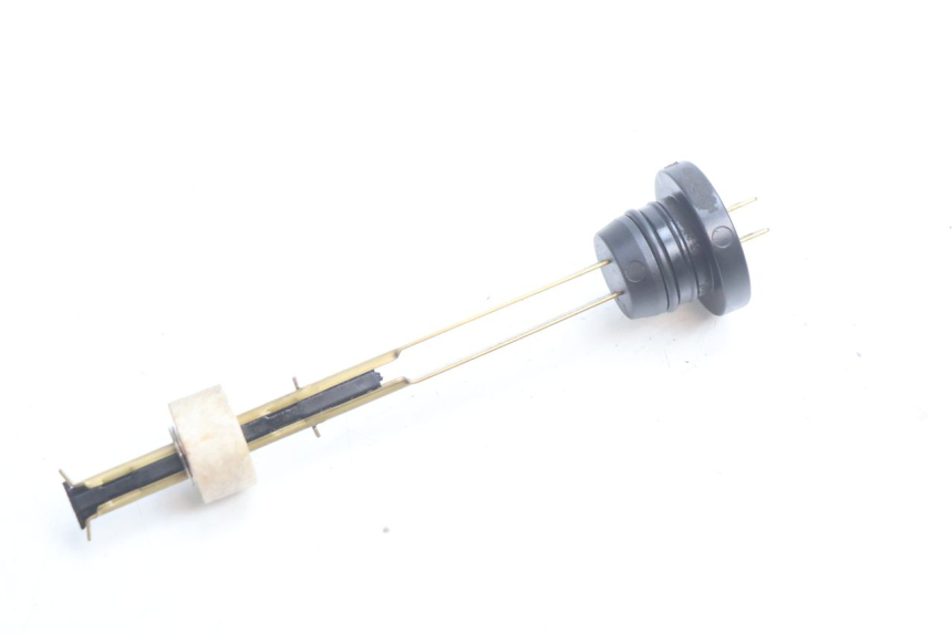 photo de INDICADOR DE NIVEL DE ACEITE PEUGEOT SPEEDFIGHT LC 50 (1996 - 2002) - Zoom estado de uso