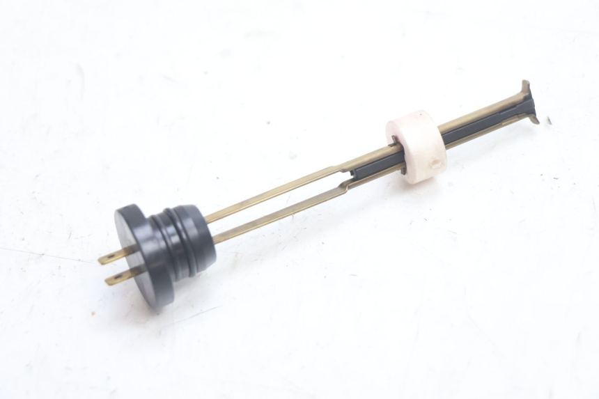 photo de INDICADOR DE NIVEL DE ACEITE PEUGEOT SPEEDFIGHT LC 50 (1996 - 2002) - Vista principal