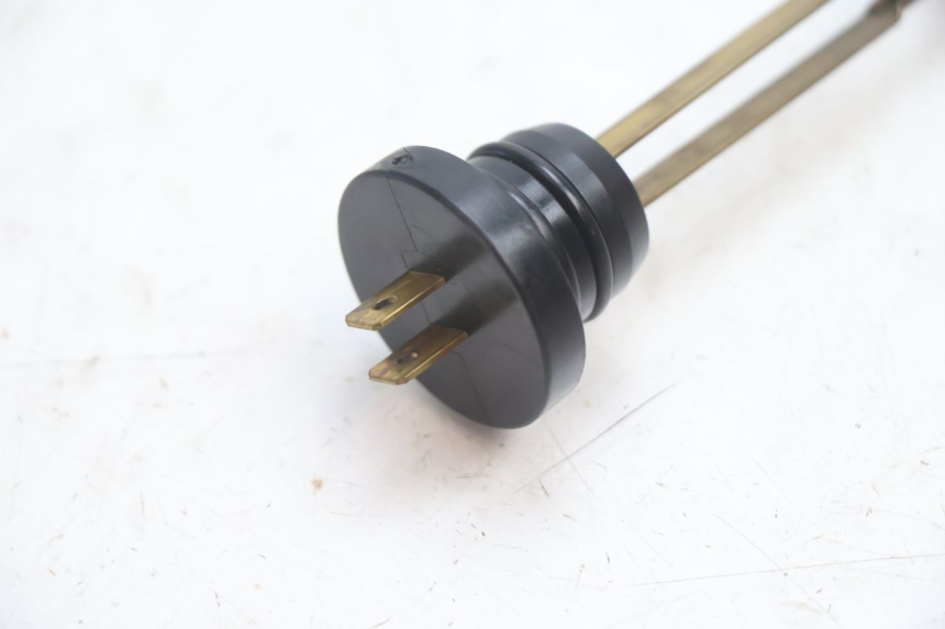 photo de INDICADOR DE NIVEL DE ACEITE PEUGEOT SPEEDFIGHT LC 50 (1996 - 2002) - Detalle de la pieza