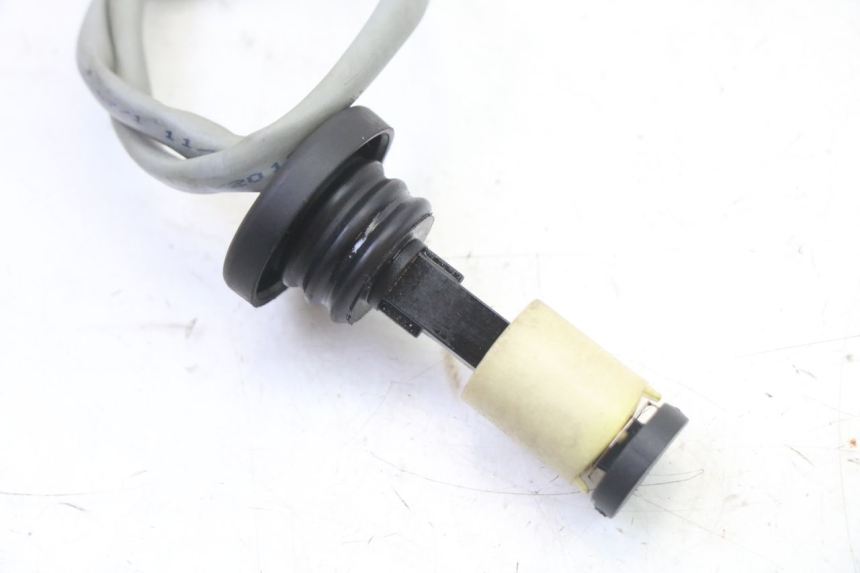 photo de INDICADOR DE NIVEL DE ACEITE APRILIA SR 2T 50 (2018 - 2022) - Zoom estado de uso