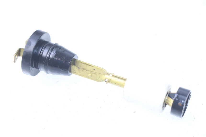 photo de INDICADOR DE NIVEL DE ACEITE MBK STUNT NAKED 50 (2004 - 2018) - Detalle de la pieza