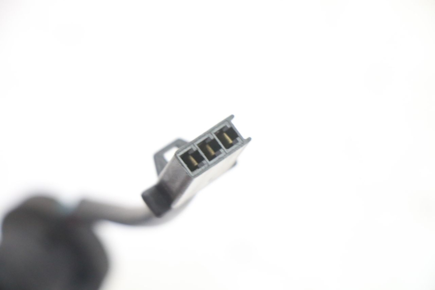 photo de DEPOSITO ACEITE NIVEL YAMAHA TDR DELTABOX 125 (1997 - 2003) - Otra perspectiva