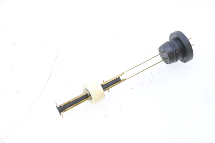 photo de DEPOSITO ACEITE NIVEL PEUGEOT TREKKER TKR 50 (2005 - 2014) - Detalle de la pieza