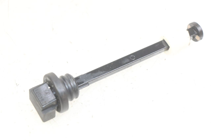 photo de INDICADOR DE NIVEL DE ACEITE PIAGGIO VESPA S 2T 50 (2007 - 2014) - Otra perspectiva