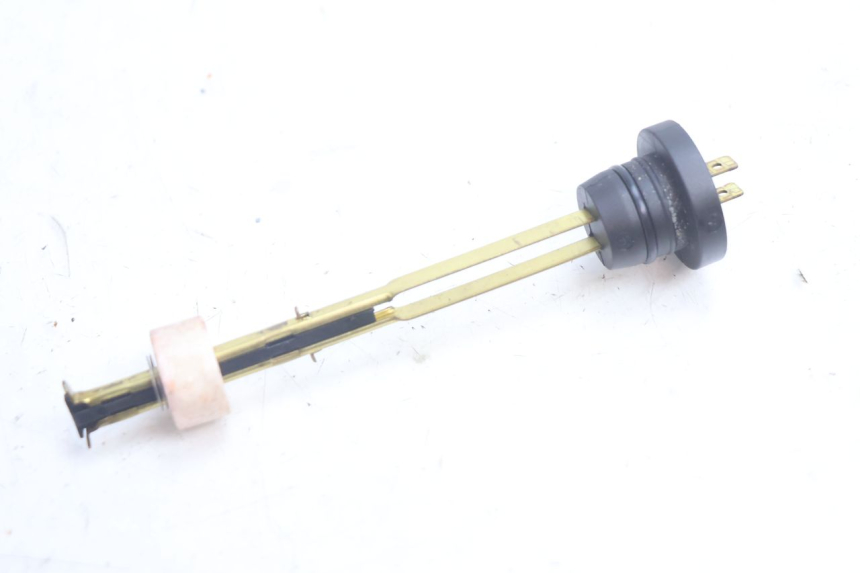 photo de INDICADOR DE NIVEL DE ACEITE PEUGEOT VIVACITY 50 (2004 - 2009) - Zoom estado de uso