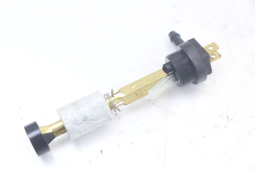 photo de INDICADOR DE NIVEL DE ACEITE FANTIC XM PERFORMANCE 2T 50 (2021 - 2022) - Otra perspectiva