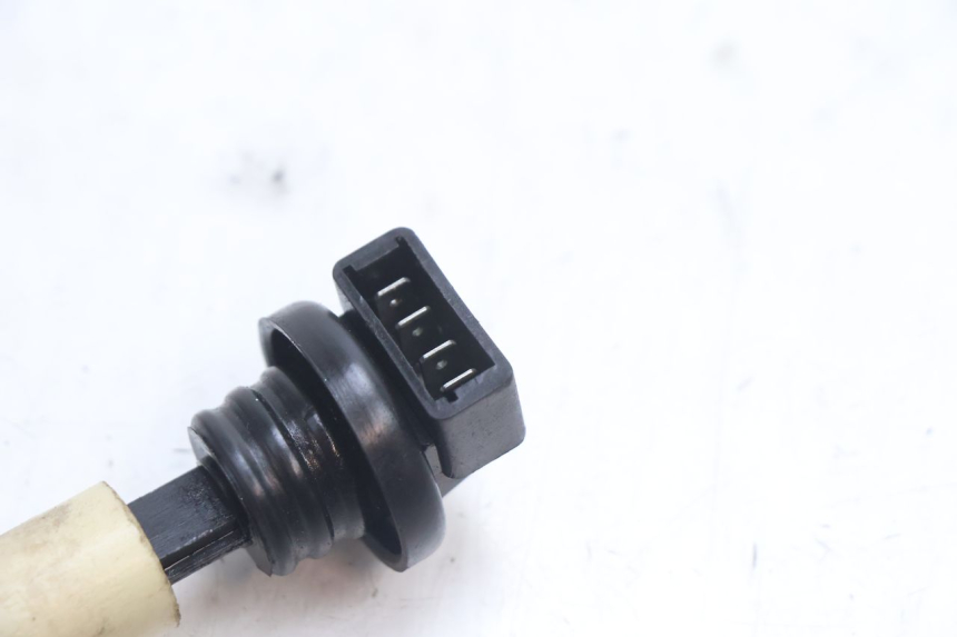 photo de INDICADOR DE NIVEL DE ACEITE PIAGGIO ZIP 2T 50 (2009 - 2019) - Detalle de la pieza