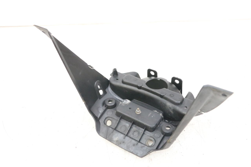 photo de UNIóN DE CARENADO TRASERO. KYMCO AGILITY 4T 50 (2018 - 2022) - Zoom estado de uso