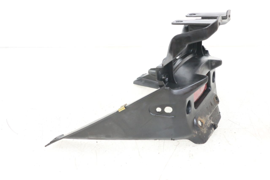 photo de UNIóN DE CARENADO TRASERO KYMCO AGILITY 4T 50 (2005 - 2018) - Primer plano técnico