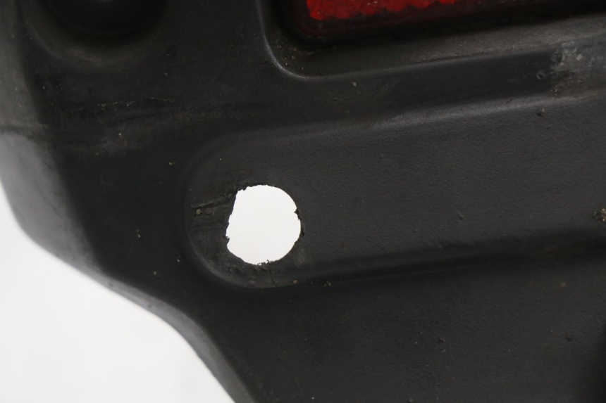 photo de UNIóN DE CARENADO TRASERO. KYMCO AGILITY FR 2T 50 (2012 - 2017) - Detalles de los puntos de fijación