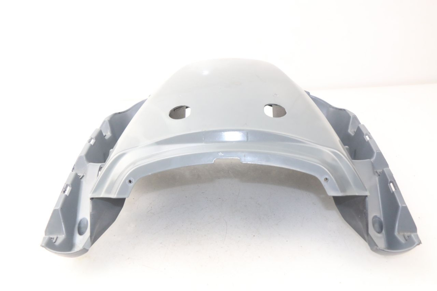 photo de CARENADO TRASERO CONEXION APRILIA ATLANTIC 125 (2003 - 2009) - Primer plano técnico