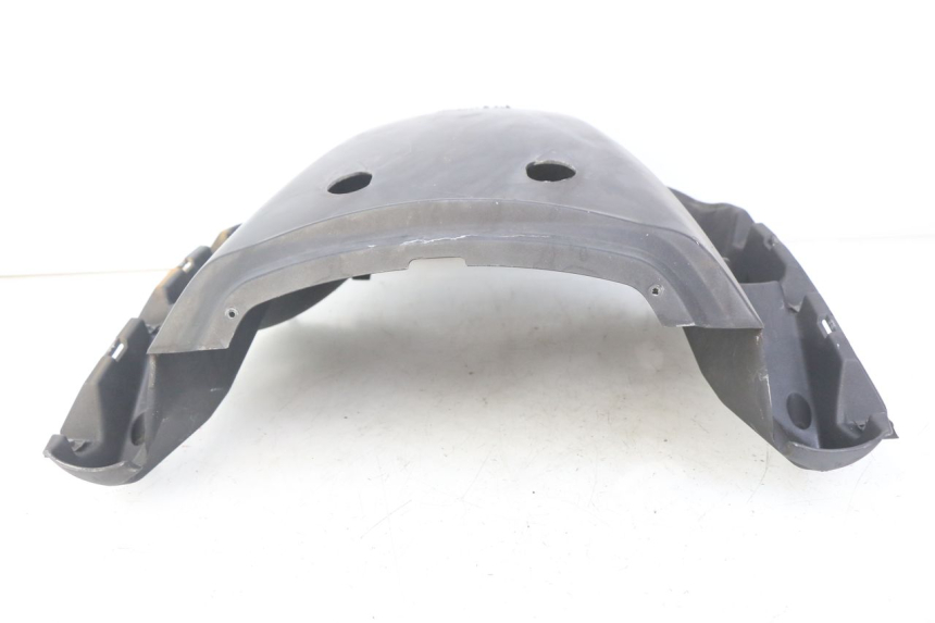 photo de JUNTA DE CARROCERÍA TRASERA APRILIA ATLANTIC 500 (2002 - 2003) - Detalles de los puntos de fijación