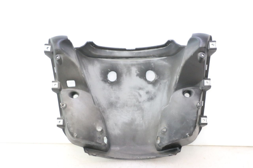 photo de CARENADO TRASERO CONEXION APRILIA ATLANTIC S 125 (2010 - 2013) - Detalles de los puntos de fijación