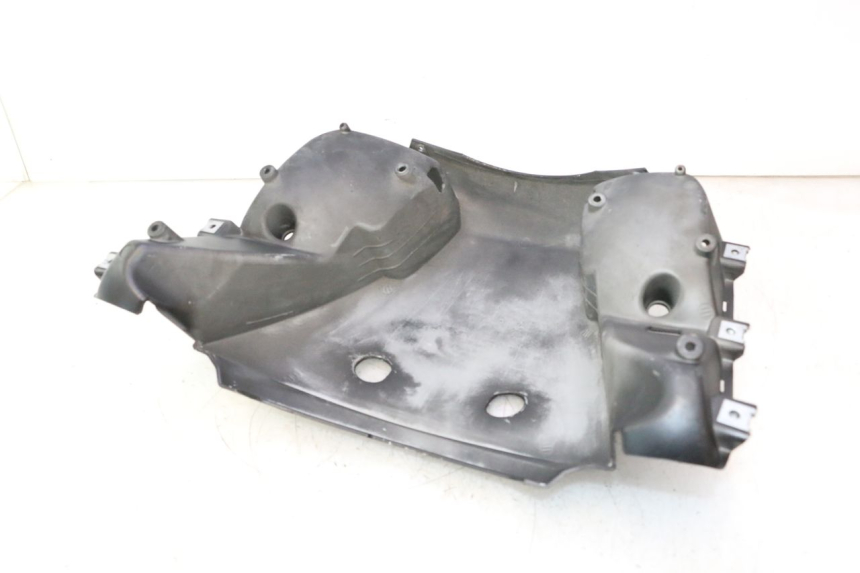 photo de CARENADO TRASERO CONEXION APRILIA ATLANTIC S 125 (2010 - 2013) - Estado de la superficie y material
