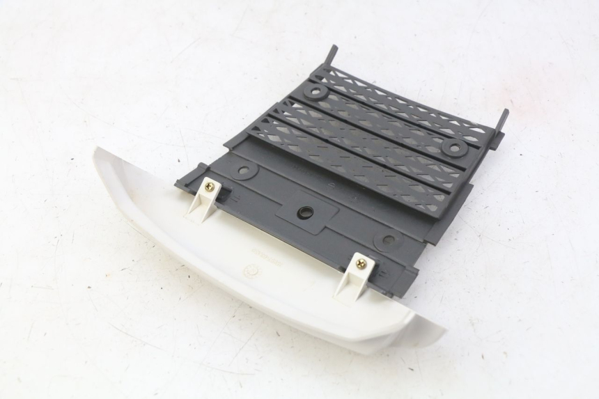 photo de UNIóN DE CARENADO TRASERO. SUZUKI CP 80 (1985 - 1996) - Detalle de la pieza