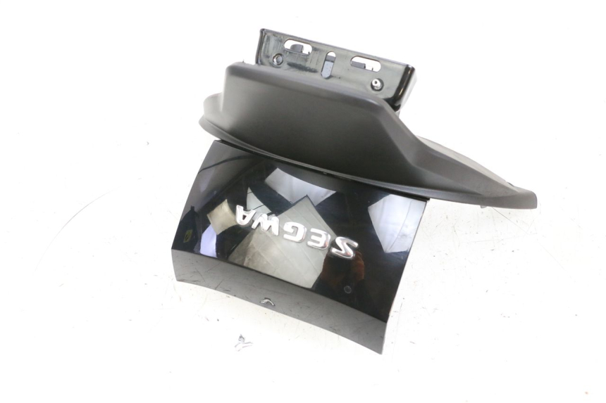 photo de CARENADO TRASERO CONEXION SEGWAY NINEBOT E125S 1 (2022 - 2026) - Detalles de los puntos de fijación