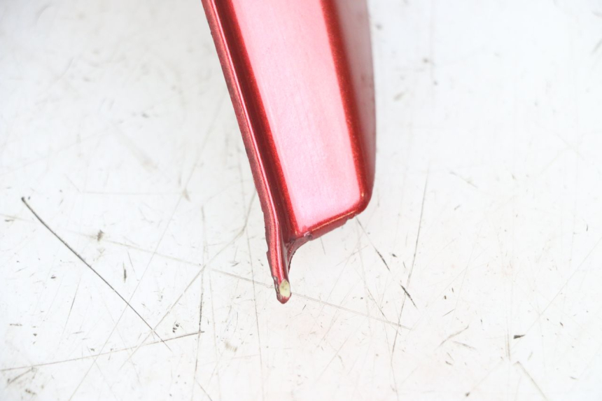 photo de CARENADO TRASERO CONEXION PEUGEOT ELYSTAR 125 (2002 - 2007) - Zoom sobre los componentes