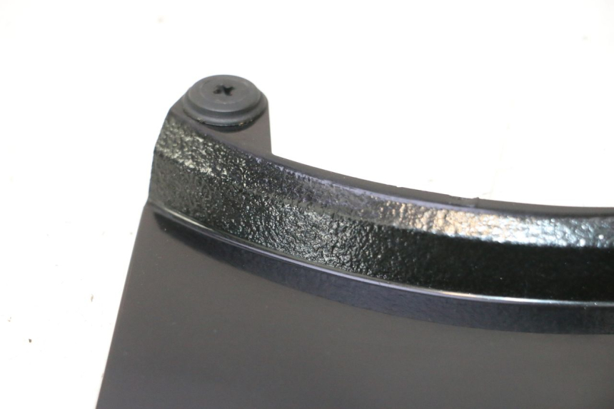photo de CARENADO TRASERO CONEXION KAWASAKI ER-6 ER6 N 650 (2005 - 2009) - Detalles de los puntos de fijación