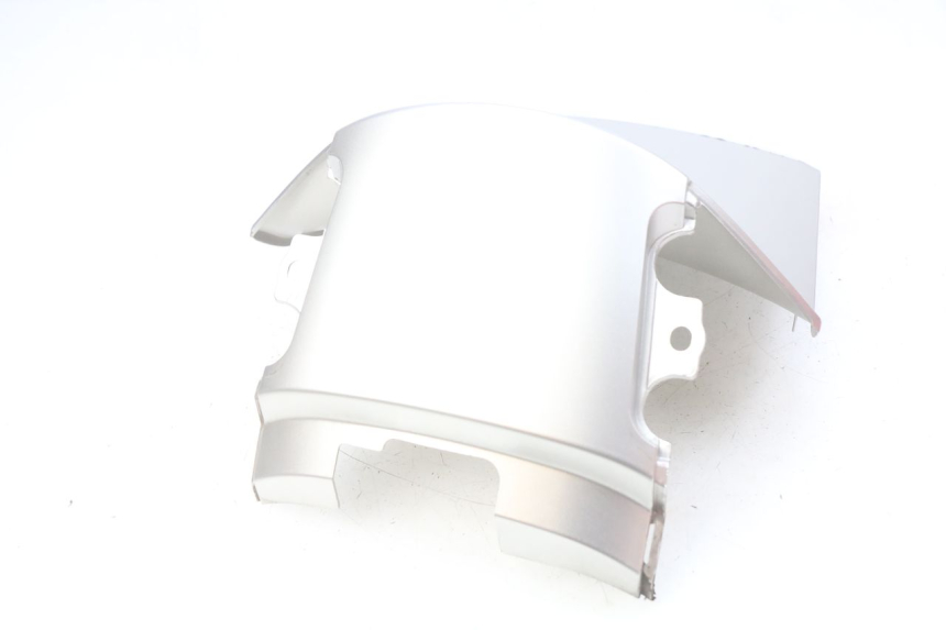 photo de JUNTA DE CARENAJE TRASERO HONDA FES PANTHEON 2T 125 (1998 - 2002) - Primer plano técnico