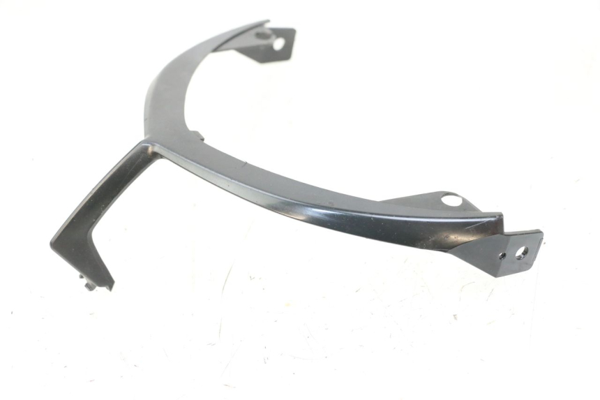 photo de CARENADO TRASERO CONEXION YAMAHA FZ1 FAZER 1000 (2007 - 2009) - Primer plano técnico