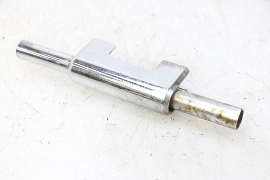 photo de CARENADO TRASERO CONEXION BAJO HYOSUNG GV AQUILA 125 (2000 - 2009) - Detalle de la pieza