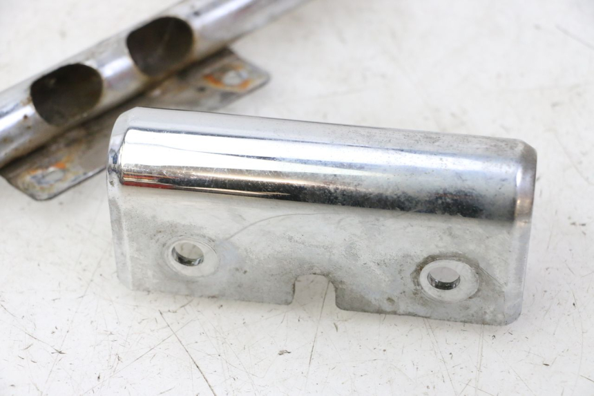 photo de CARENADO TRASERO CONEXION BAJO HYOSUNG GV AQUILA 125 (2000 - 2009) - Zoom estado de uso