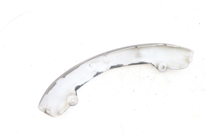 photo de CARENADO TRASERO CONEXION BAJO LONGJIA DIGITA 4T 50 (2019 - 2022) - Detalle de la pieza