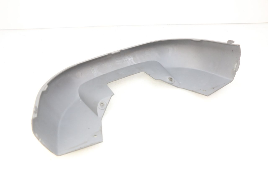 photo de JUNTA DE CARENADO TRASERO INFERIOR HONDA FES PANTHEON 2T 125 (1998 - 2002) - Detalle de la pieza