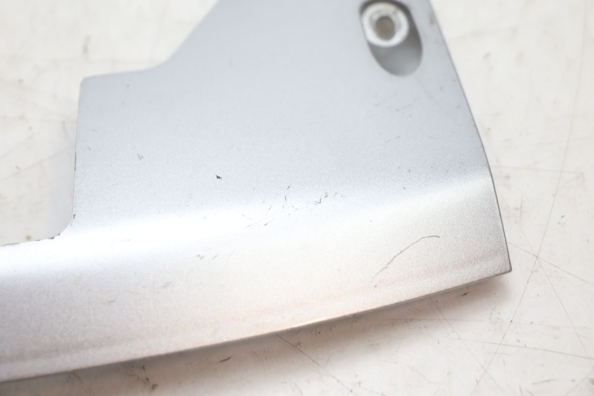 photo de CARENADO TRASERO CONEXION BAJO HONDA FJS SILVER WING SILVERWING 400 (2005 - 2008) - Otra perspectiva