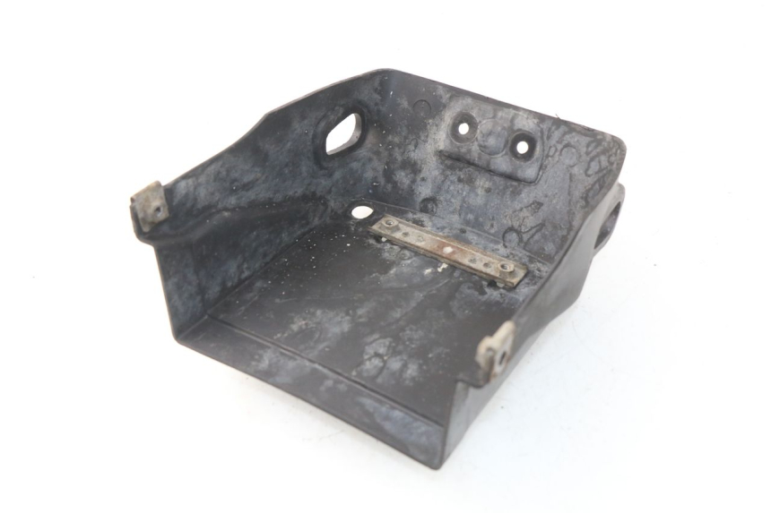 photo de CARENADO TRASERO CONEXION BAJO KAWASAKI GPZ S 500 (1994 - 2005) - Detalle de la pieza