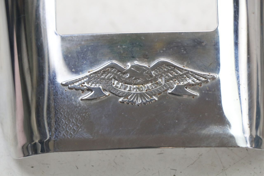 photo de CARENADO TRASERO CONEXION BAJO HARLEY DAVIDSON SPORTSTER XL CUSTOM 883 (1999 - 2006) - Detalle de la pieza