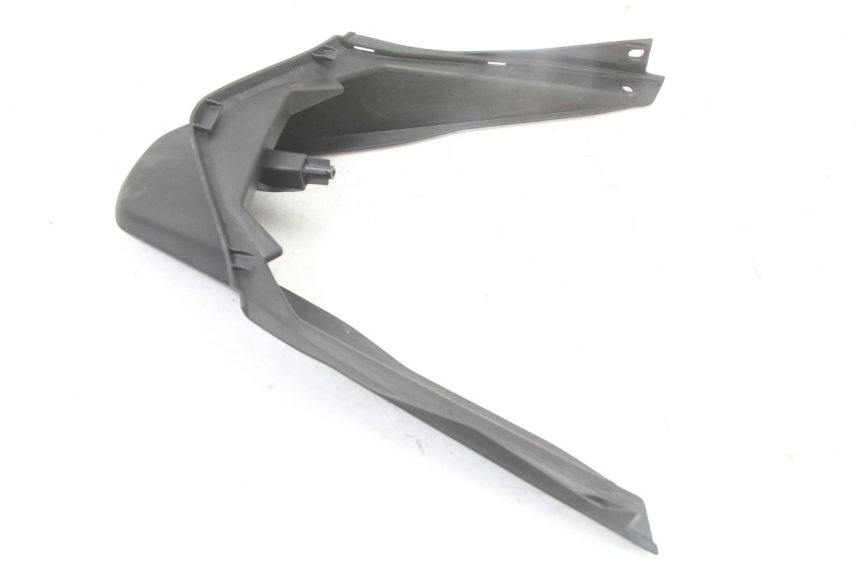 photo de CARENADO TRASERO CONEXION BAJO HONDA PCX (JF57/JF64) 125 (2014 - 2018) - Primer plano técnico