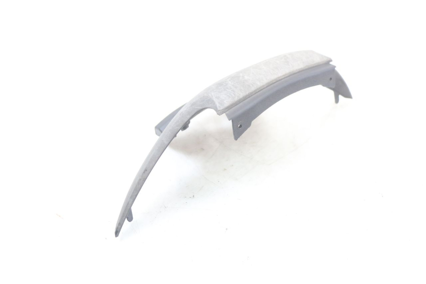 photo de JUNTA DE CARENADO TRASERO INFERIOR PIAGGIO MP3 LT 400 (2007 - 2012) - Zoom estado de uso