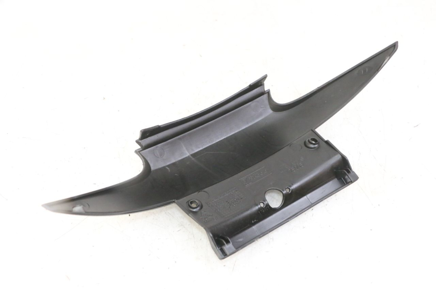 photo de CARENADO TRASERO CONEXION BAJO PIAGGIO MP3 LT 300 (2010 - 2016) - Otra perspectiva