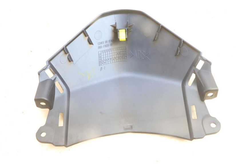 photo de CARENADO TRASERO CONEXION BAJO YAMAHA N-MAX NMAX 125 (2021 - 2024) - Zoom estado de uso
