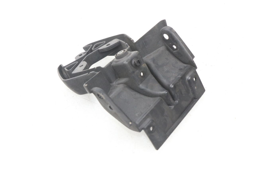 photo de CARENADO TRASERO CONEXION BAJO BMW R GS 1200 (2005 - 2007) - Primer plano técnico