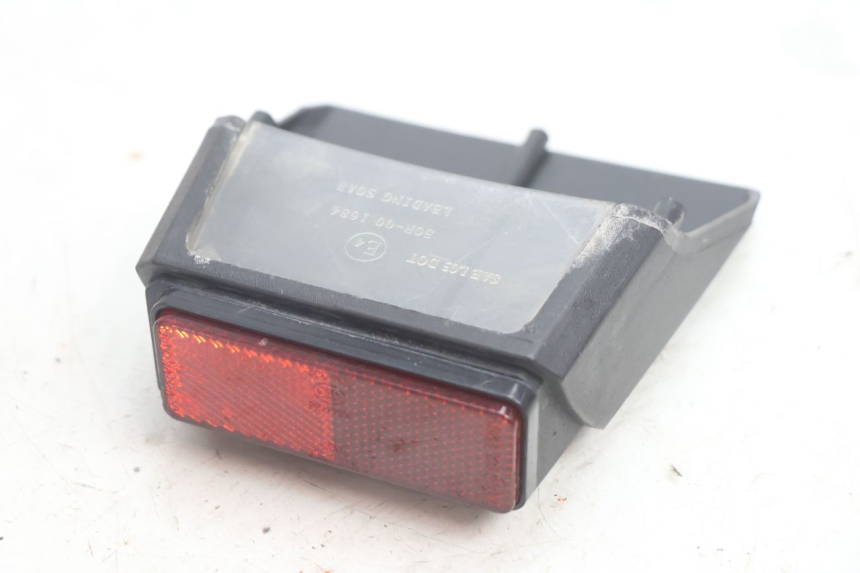 photo de CARENADO TRASERO CONEXION BAJO YAMASAKI ROADSTER 50 (2013 - 2018) - Primer plano técnico
