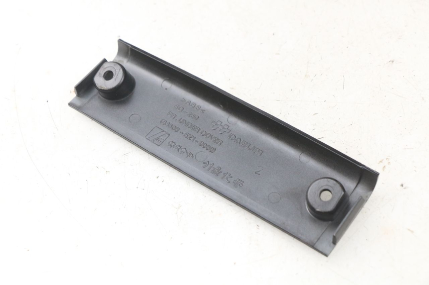 photo de CARENADO TRASERO CONEXION BAJO DAELIM S2 FI 125 (2008 - 2017) - Detalle de la pieza