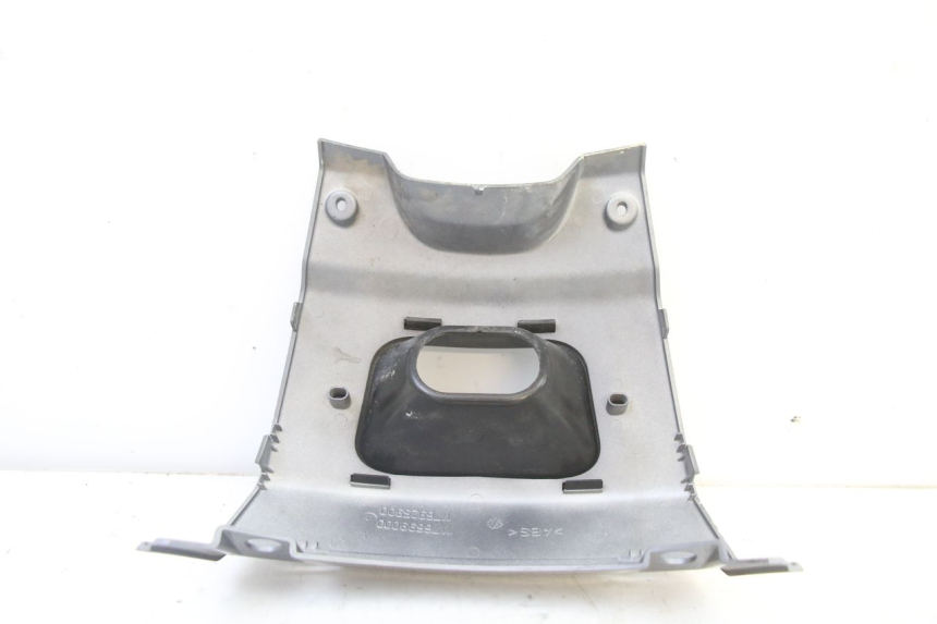 photo de CARENADO TRASERO CONEXION BAJO PEUGEOT SATELIS 250 (2006 - 2012) - Recambio usado revisado