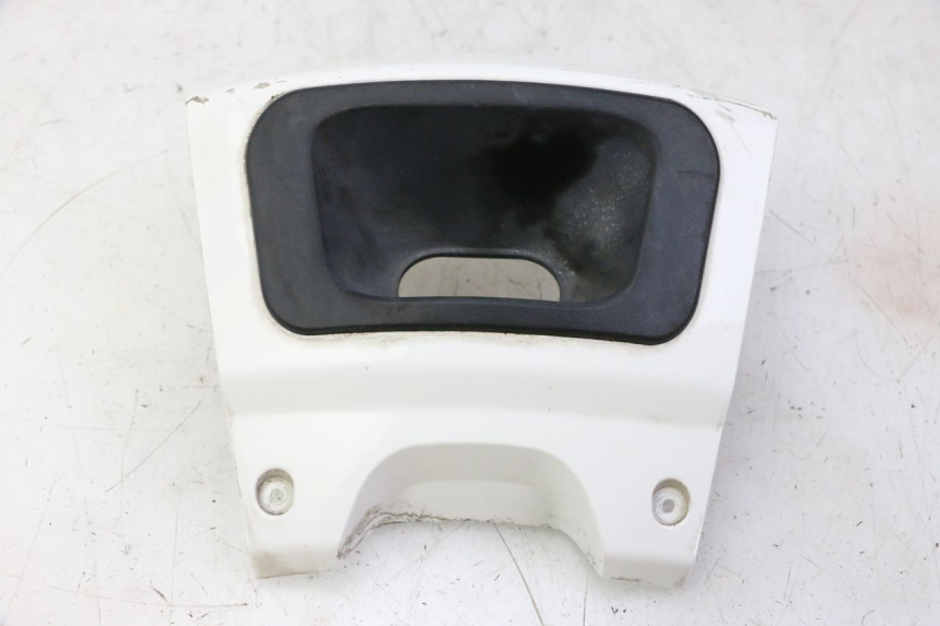 photo de UNIóN INFERIOR DEL CARENADO TRASERO. PEUGEOT SATELIS 125 (2010 - 2012) - Vista principal