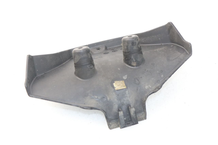 photo de CARENADO TRASERO CONEXION BAJO TRIUMPH SPRINT ST ABS 1050 (2005 - 2007) - Zoom estado de uso