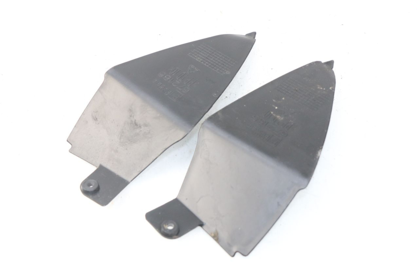 photo de JUNTA DE CARENADO TRASERO INFERIOR APRILIA SR 2T 50 (2012 - 2017) - Detalle de la pieza