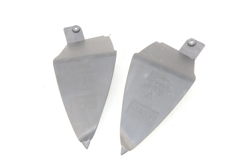 photo de JUNTA DE CARENADO TRASERO INFERIOR APRILIA SR 2T 50 (2012 - 2017) - Detalle de la pieza