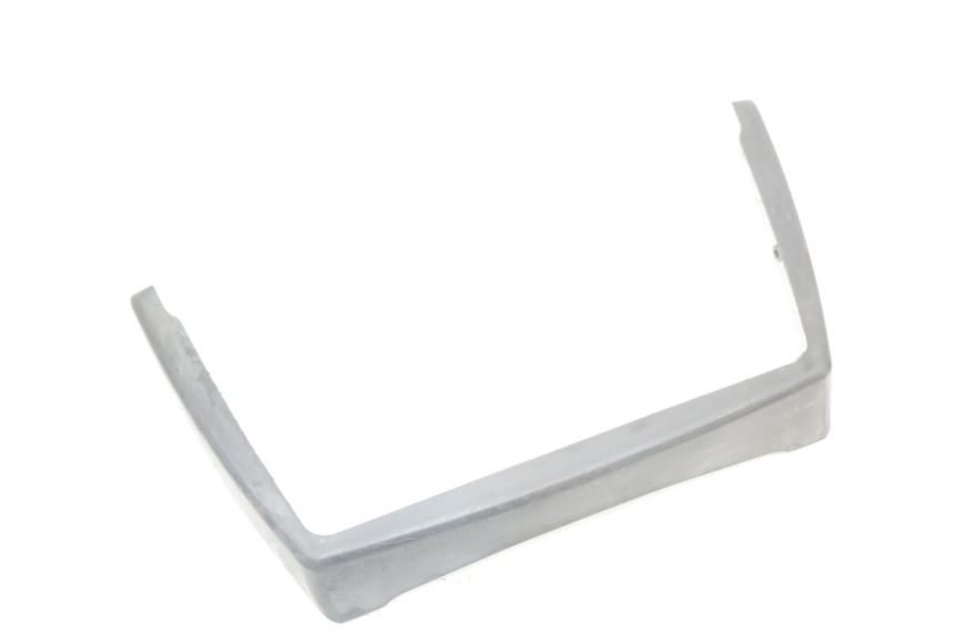 photo de CARENADO TRASERO CONEXION BAJO SUZUKI GS F 500 (2004 - 2007) - Otra perspectiva