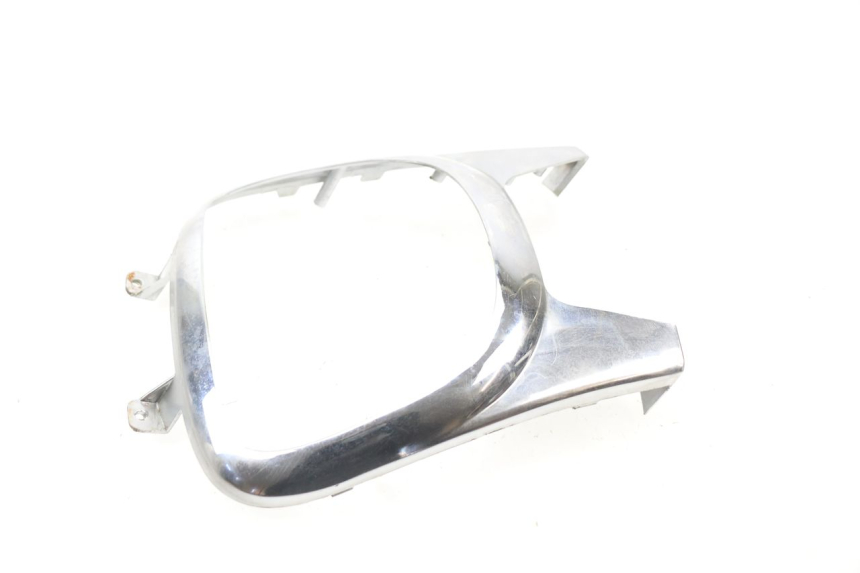 photo de CARENADO TRASERO CONEXION BAJO RAZZO VENICE 50 (2009 - 2014) - Primer plano técnico