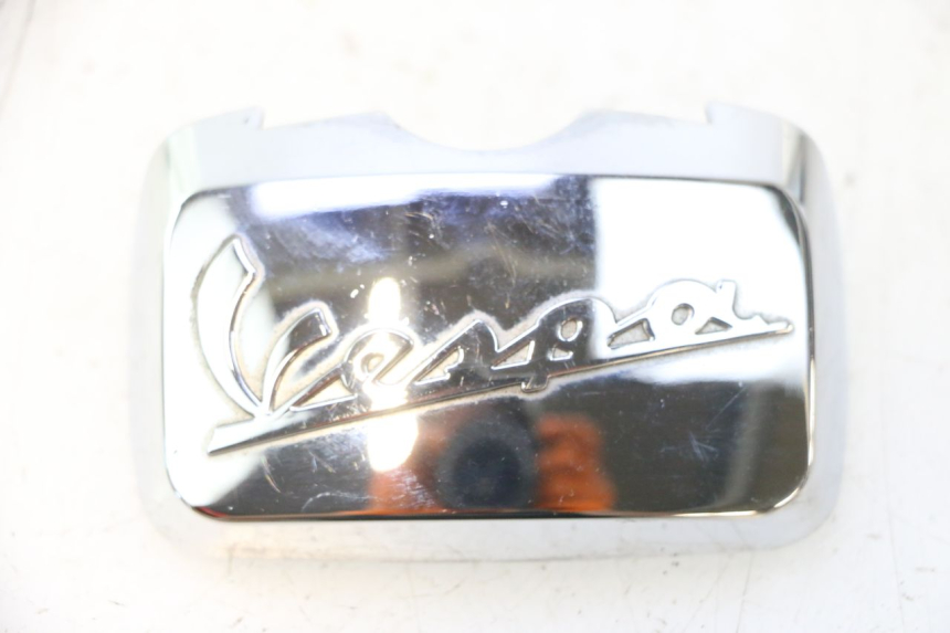 photo de CARENADO TRASERO CONEXION BAJO PIAGGIO VESPA LX 2T 50 (2005 - 2013) - Primer plano técnico