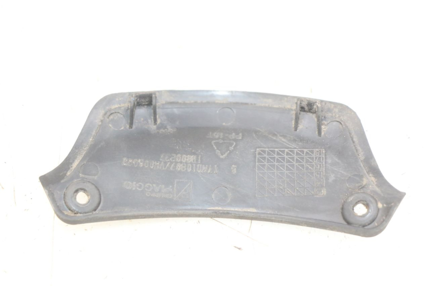 photo de JUNTA DE CARENADO TRASERO INFERIOR PIAGGIO VESPA PRIMAVERA 2T 50 (2013 - 2018) - Zoom estado de uso