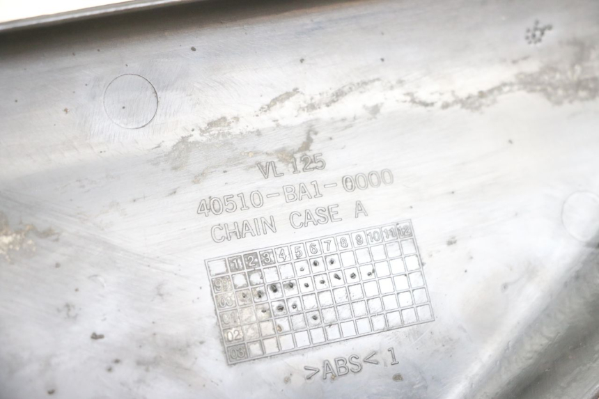 photo de CARENADO TRASERO CONEXION BAJO DAELIM VL DAYSTAR 125 (2000 - 2011) - Detalle de la pieza